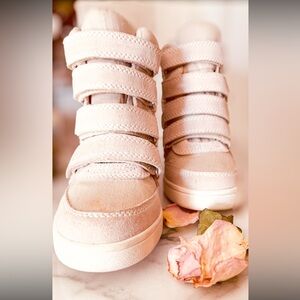 Aldo Women's Cream Sneakers